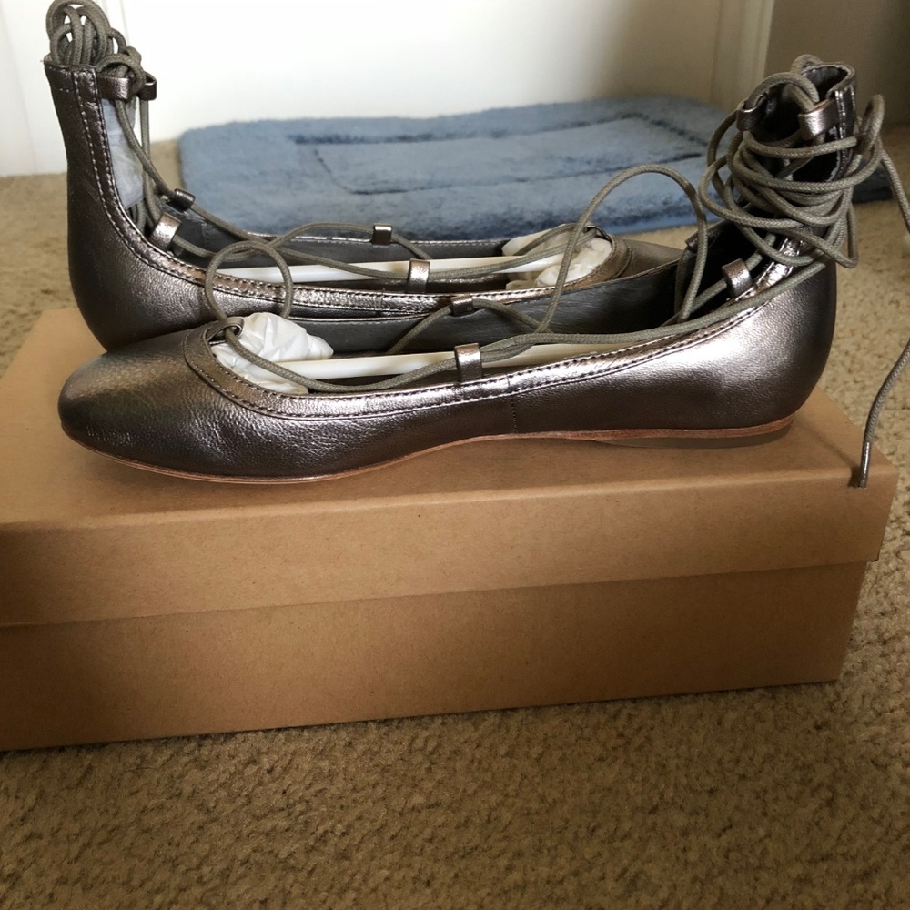 Joie Jenessa Flats Women's Size 7 NIB